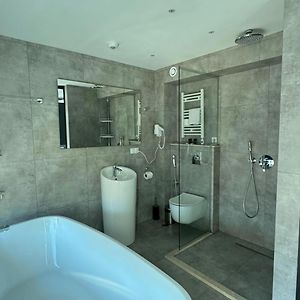 Habitación con Cama King